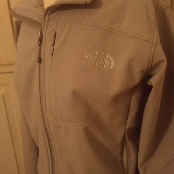 Jacket - Picture 3 of 8